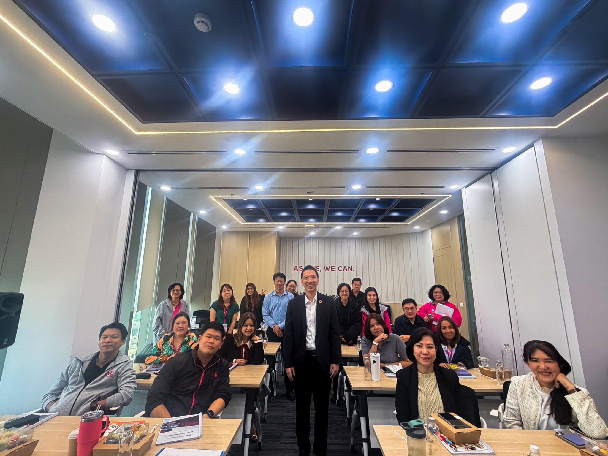 STECO KMUTT ร่วมกับ ONE Thailand ยกระดับสายเรือชั้นนำด้วย “Innovation Management for Executives Program”